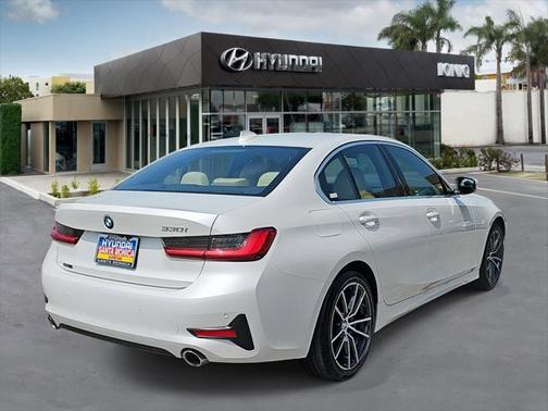 2021 BMW 330 330i