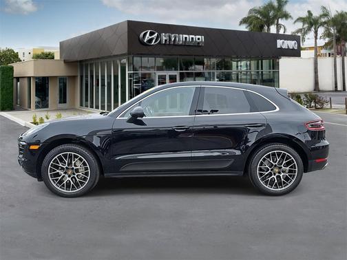 2018 Porsche Macan S