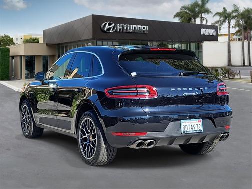 2018 Porsche Macan S