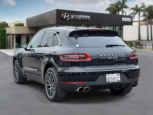 2018 Porsche Macan S