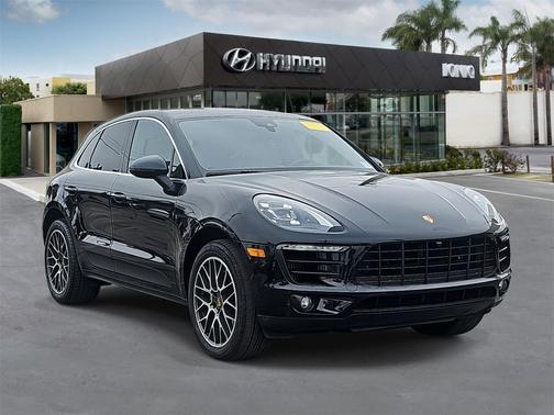 2018 Porsche Macan S