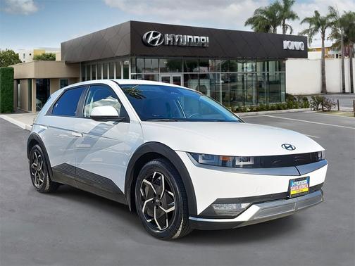 2024 Hyundai IONIQ 5 SEL