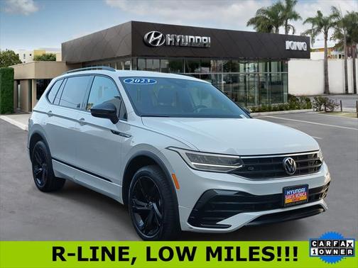 2023 Volkswagen Tiguan 2.0T SE R-Line Black