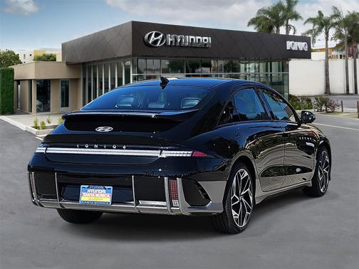 2025 Hyundai IONIQ 6 Limited