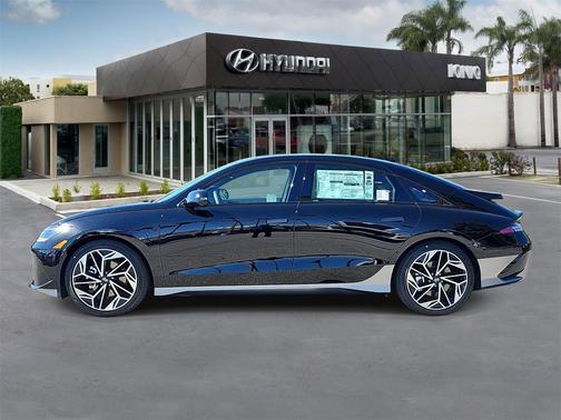 2025 Hyundai IONIQ 6 Limited