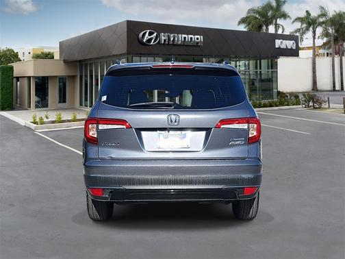 2022 Honda Pilot AWD Special Edition