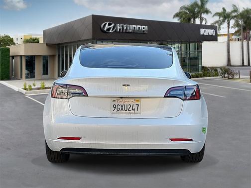 2023 Tesla Model 3 Standard Range