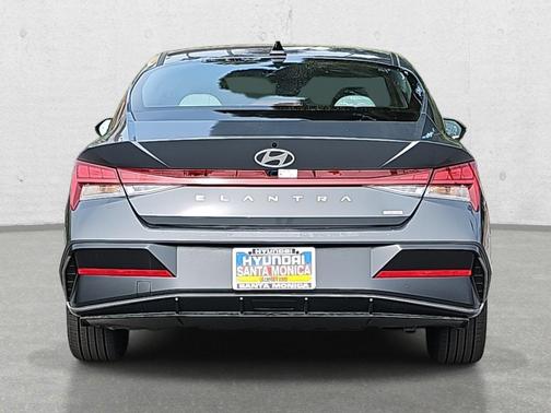 2025 Hyundai ELANTRA HEV Limited