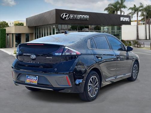 2021 Hyundai IONIQ EV SE