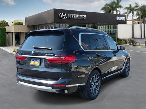 2022 BMW X7 xDrive40i