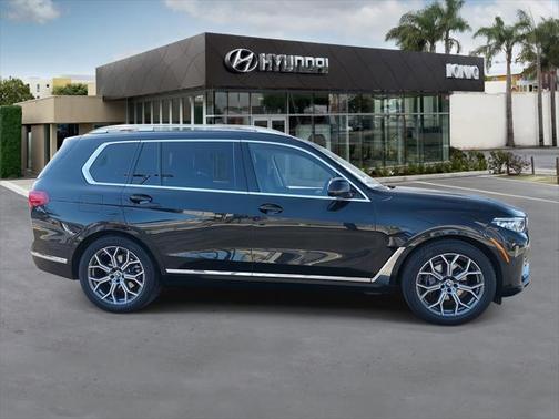 2022 BMW X7 xDrive40i