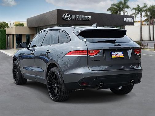 2019 Jaguar F-PACE 25t Premium
