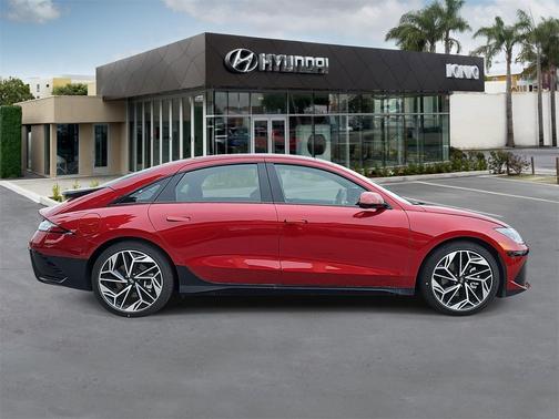 2025 Hyundai IONIQ 6 Limited