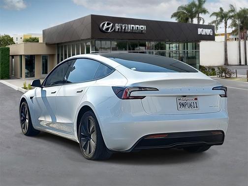 2024 Tesla Model 3 Long Range