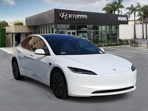 2024 Tesla Model 3 Long Range