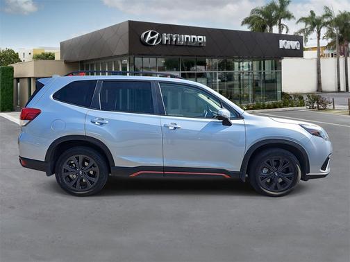 2022 Subaru Forester Sport