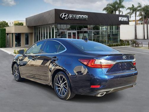 2018 Lexus ES 350 Base