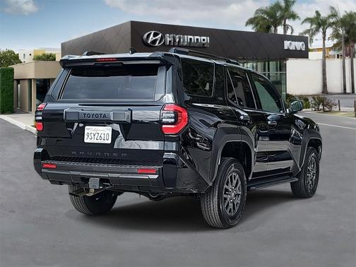 2025 Toyota 4Runner SR5