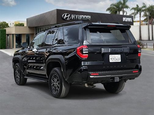 2025 Toyota 4Runner SR5