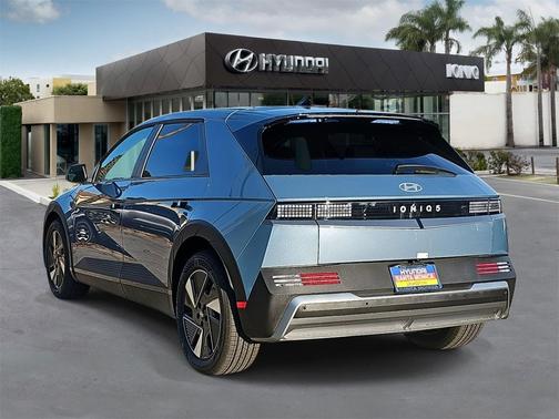 2026 Hyundai IONIQ 5 SEL