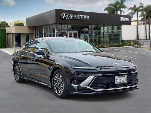 2025 Hyundai SONATA Hybrid Limited