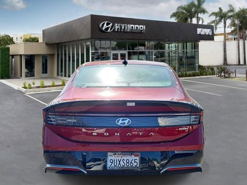 2025 Hyundai SONATA Hybrid SE