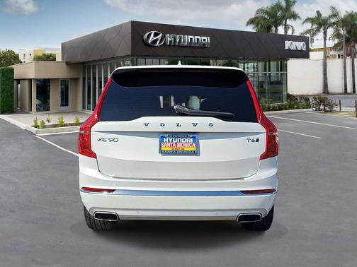 2021 Volvo XC90 T6 Inscription