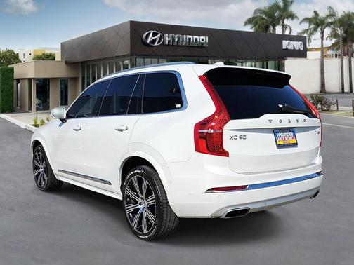 2021 Volvo XC90 T6 Inscription