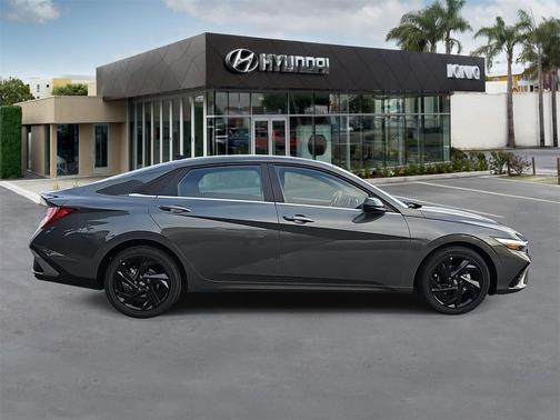 2026 Hyundai ELANTRA Sport