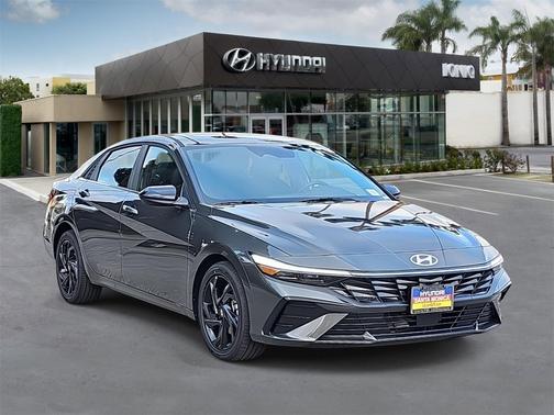 2026 Hyundai ELANTRA Sport