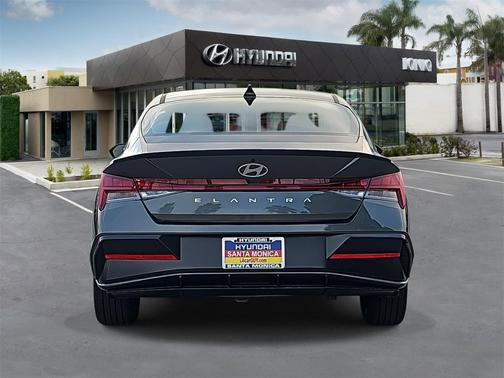 2026 Hyundai ELANTRA Sport