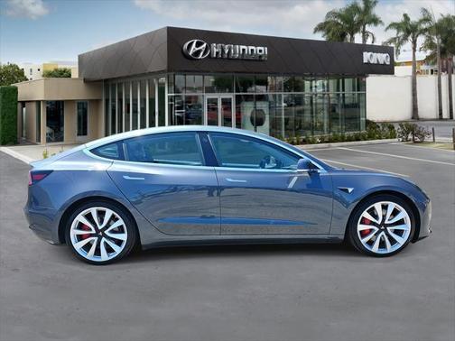 2019 Tesla Model 3 Long Range