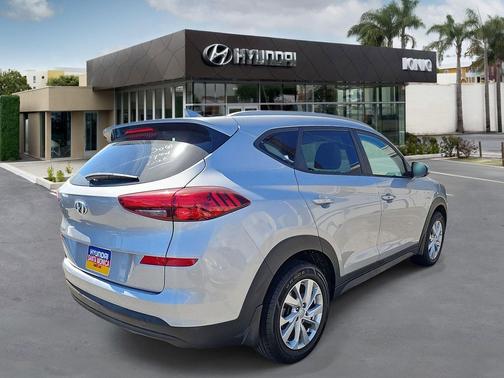 Stellar Silver 2020 Hyundai TUCSON Value