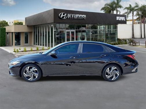 2025 Hyundai ELANTRA Sport
