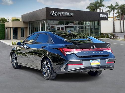 2025 Hyundai ELANTRA Sport