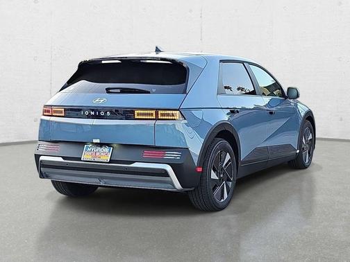Lucid Blue 2026 Hyundai IONIQ 5 SEL