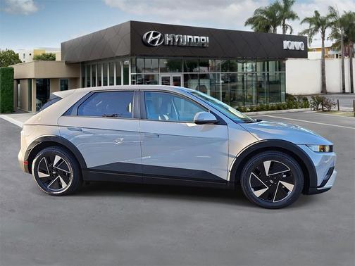 2026 Hyundai IONIQ 5 SEL