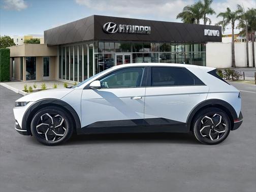 2024 Hyundai IONIQ 5 SEL