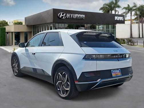 2024 Hyundai IONIQ 5 SEL