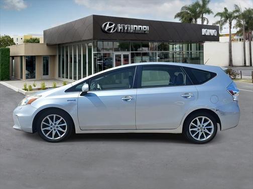 2013 Toyota Prius v