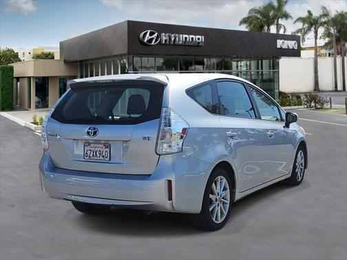 2013 Toyota Prius v