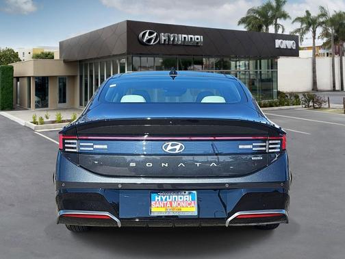 2025 Hyundai SONATA Hybrid Limited