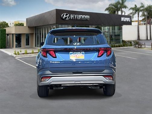 2025 Hyundai TUCSON SE
