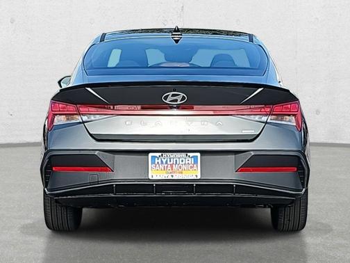 2025 Hyundai ELANTRA HEV SEL Sport
