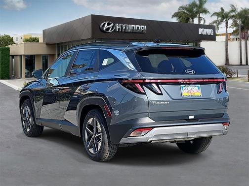 2026 Hyundai TUCSON SEL Premium