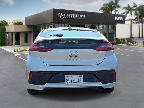 2018 Hyundai IONIQ Hybrid SEL