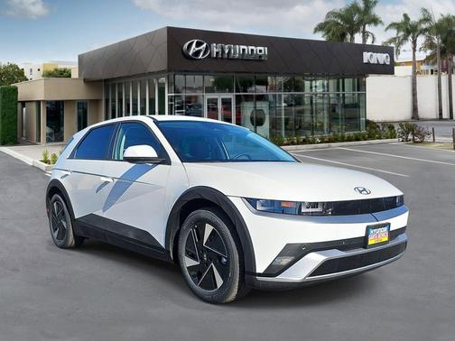 Atlas White 2026 Hyundai IONIQ 5 SEL
