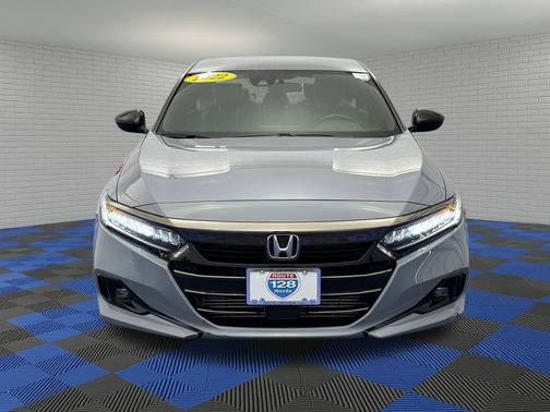 2022 Honda Accord 