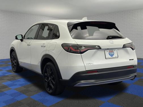 2023 Honda HR-V 