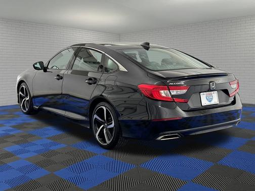 2022 Honda Accord 